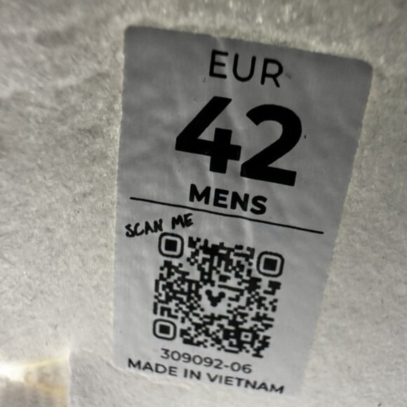 Vivo Barefoot White Athletic Shoes - Picture 7 of 7